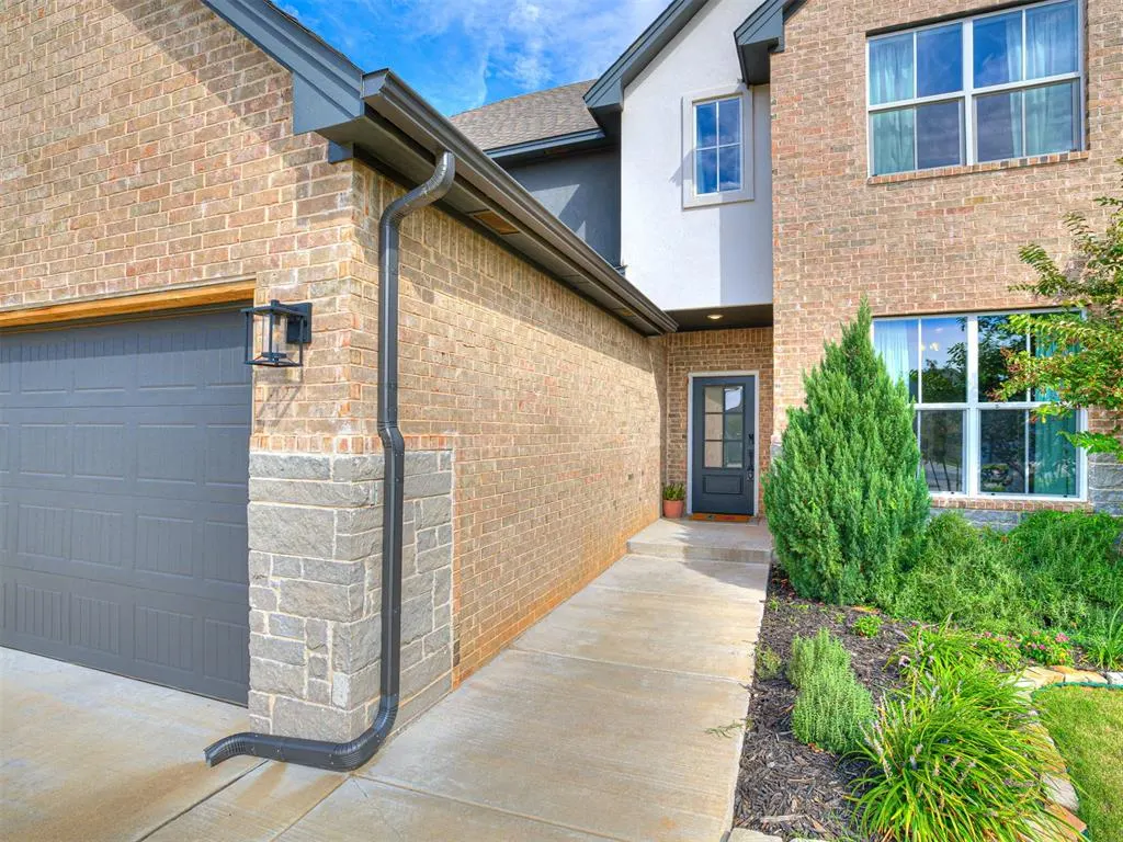 Photo 4 — 14516 Chambery Court, Yukon, OK 73099
