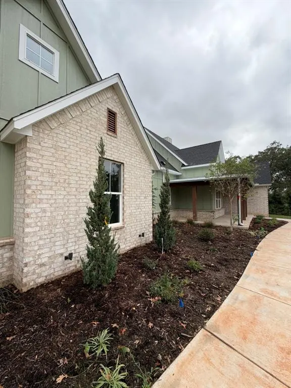 Photo 3 — 21100 Reserve Circle, Harrah, OK 73045