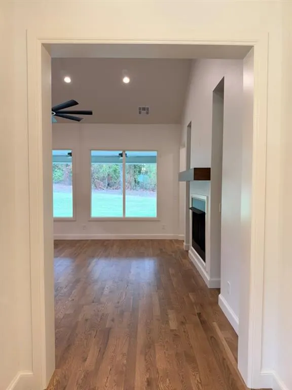 Photo 4 — 21100 Reserve Circle, Harrah, OK 73045
