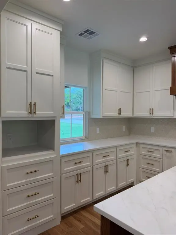 Photo 16 — 21100 Reserve Circle, Harrah, OK 73045