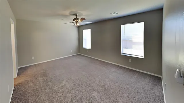 Photo 8 — 10013 Copperhead Road, Yukon, OK 73099