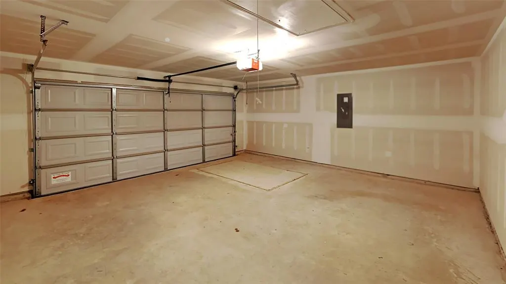 Photo 14 — 10013 Copperhead Road, Yukon, OK 73099