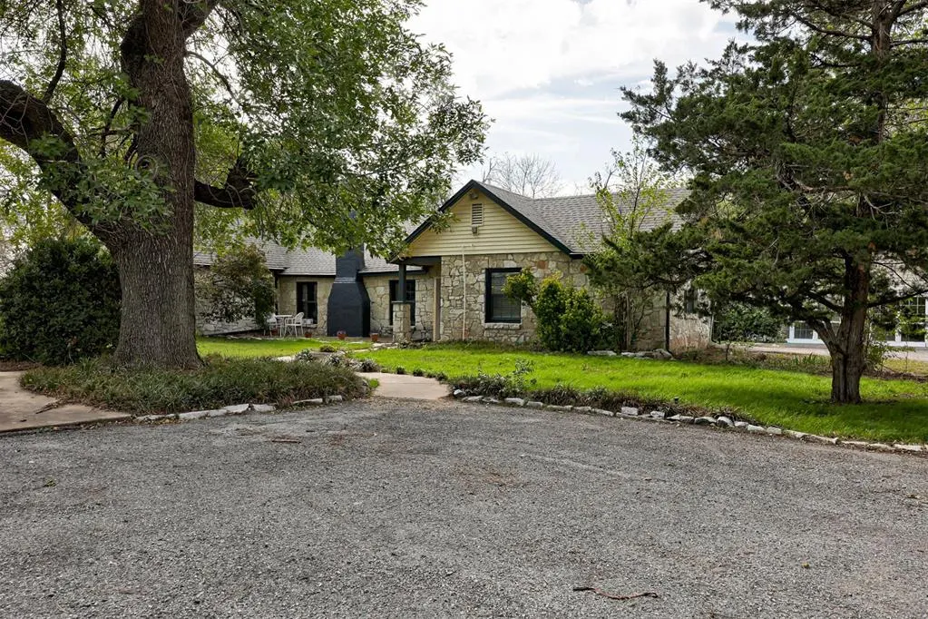 Front exterior — 10311 S Sooner Road, Guthrie, OK 73044