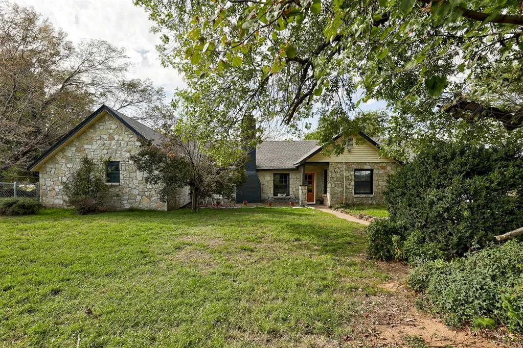 Photo 3 — 10311 S Sooner Road, Guthrie, OK 73044