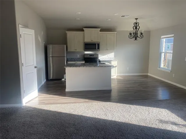 Photo 2 — 1601 Vermilion Lane, El Reno, OK 73036