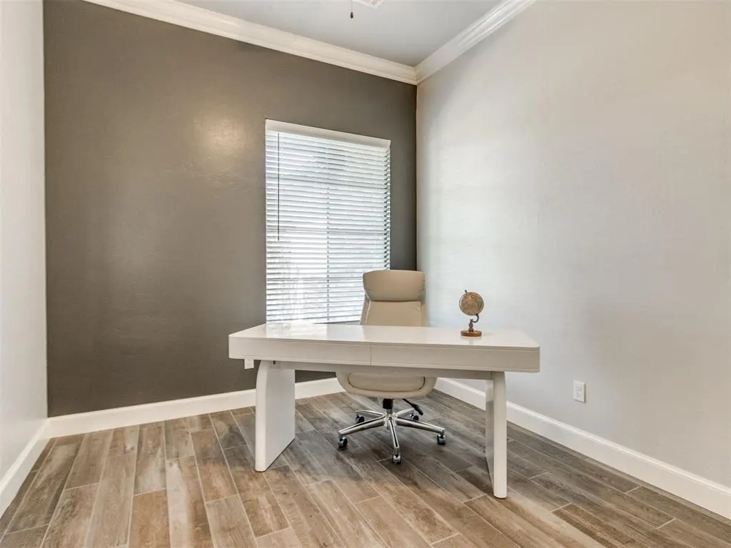 Photo 5 — 1124 Colonial Avenue, Tuttle, OK 73089