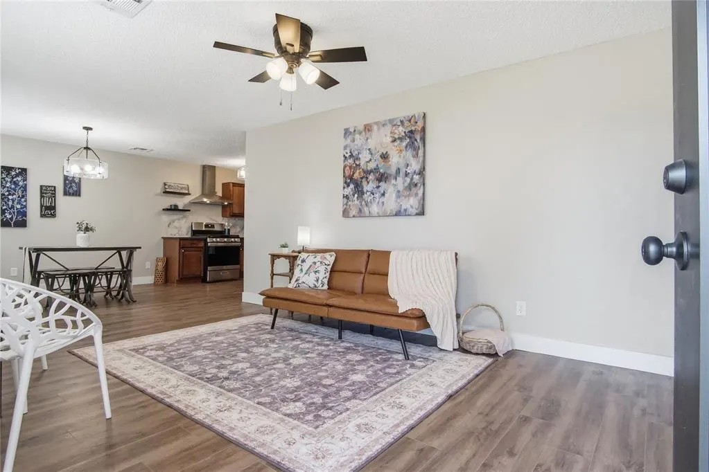 Photo 3 — 3305 SE 21st Street, Del City, OK 73115