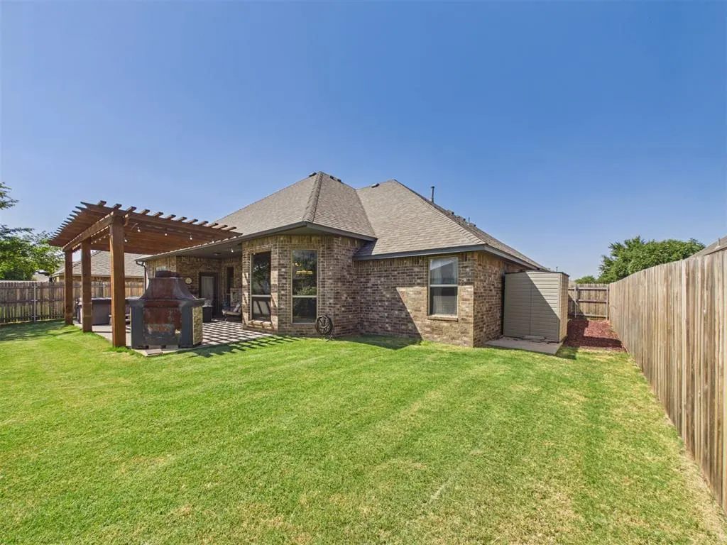 Photo 37 — 8508 NW 111th Street, Oklahoma City, OK 73162