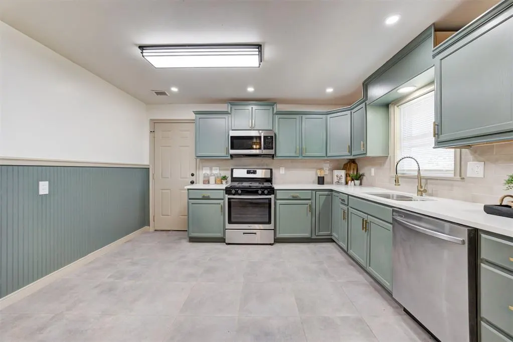 Photo 14 — 2120 W 23rd Avenue, Stillwater, OK 74074