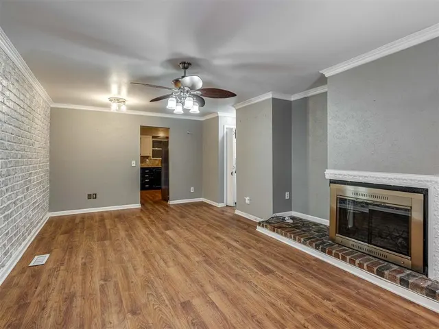 Photo 7 — 3321 Rock Creek Way, Oklahoma City, OK 73120
