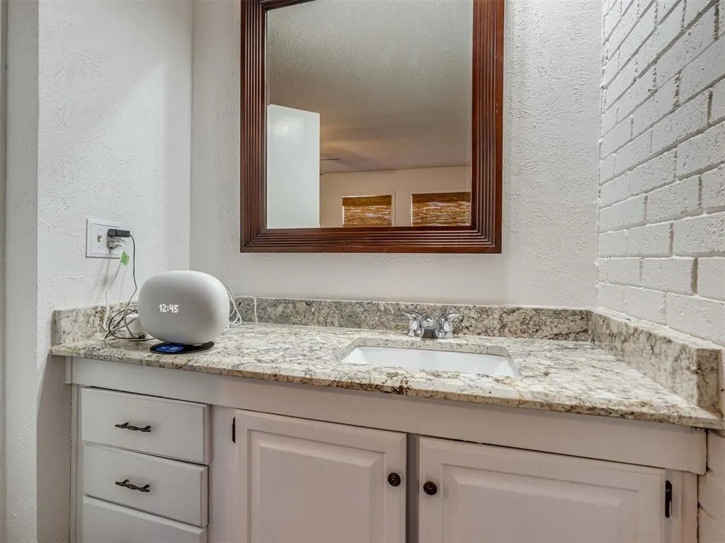 Photo 21 — 3321 Rock Creek Way, Oklahoma City, OK 73120