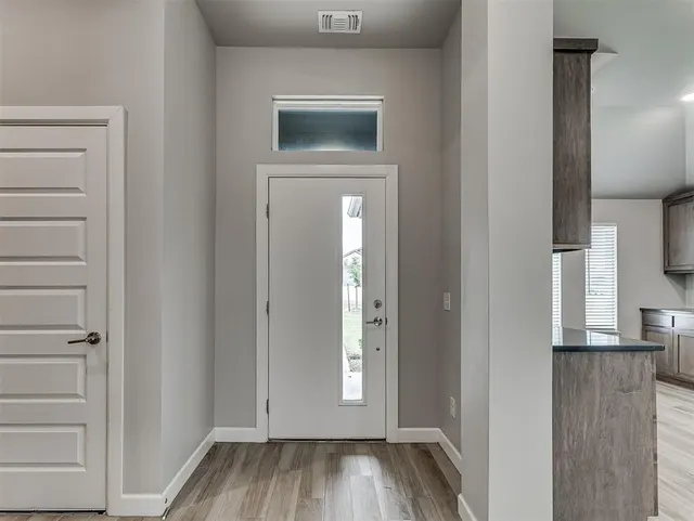 Photo 3 — 2406 Heather Road, Blanchard, OK 73010