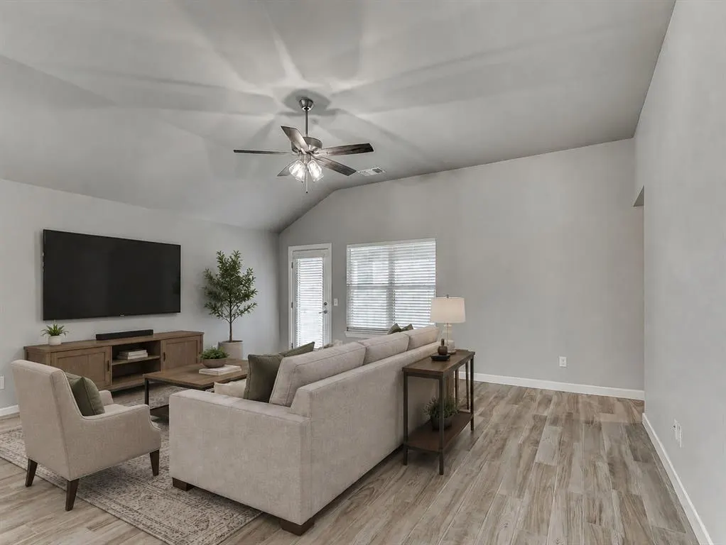 Photo 6 — 2406 Heather Road, Blanchard, OK 73010