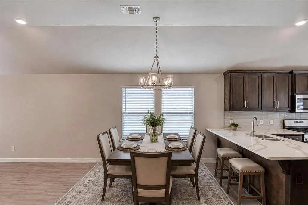 Photo 5 — 517 Elena Drive, Blanchard, OK 73010