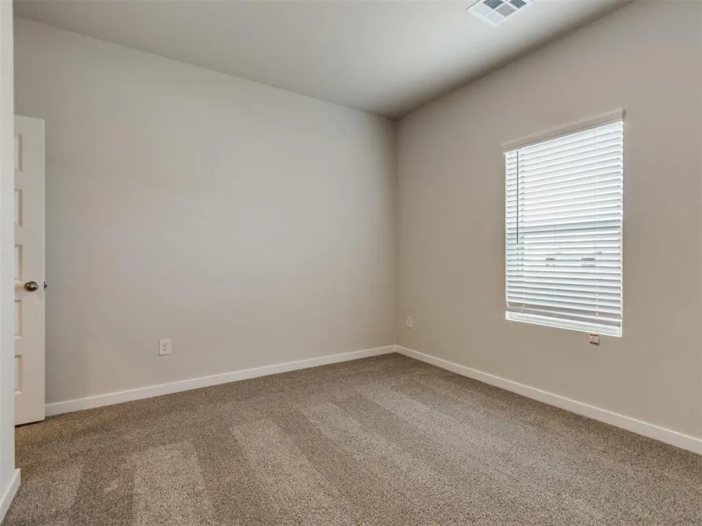 Photo 6 — 1242 Burlywood Lane, Piedmont, OK 73078