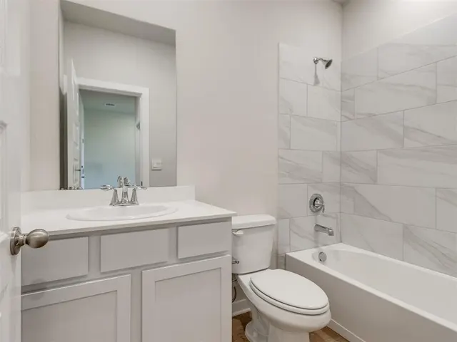 Photo 7 — 1242 Burlywood Lane, Piedmont, OK 73078