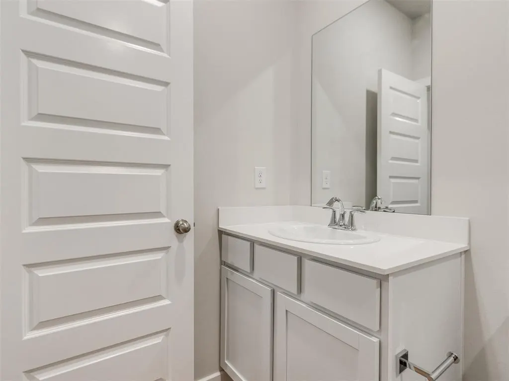Photo 9 — 1242 Burlywood Lane, Piedmont, OK 73078
