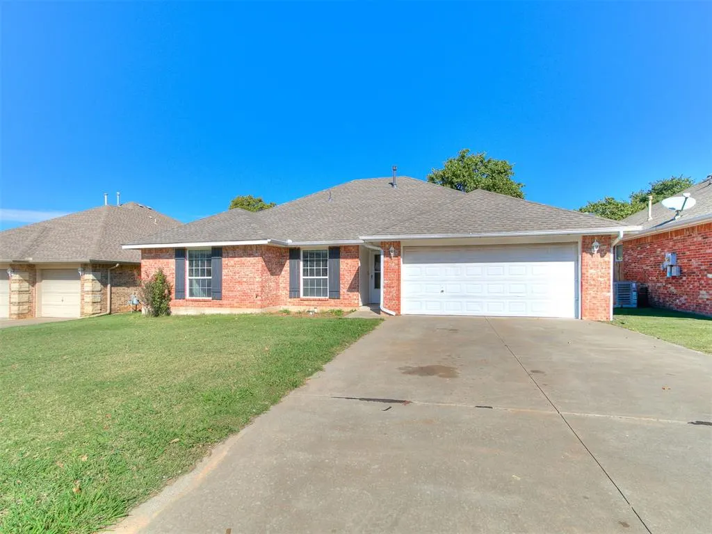 Photo 2 — 14421 Timberdale Drive, Choctaw, OK 73020