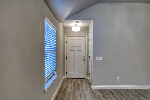 Photo 3 — 12817 NW 4th Street, Yukon, OK 73099