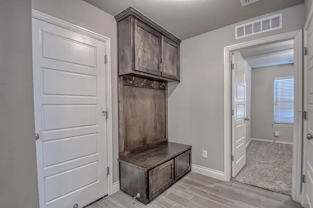 Photo 8 — 12817 NW 4th Street, Yukon, OK 73099