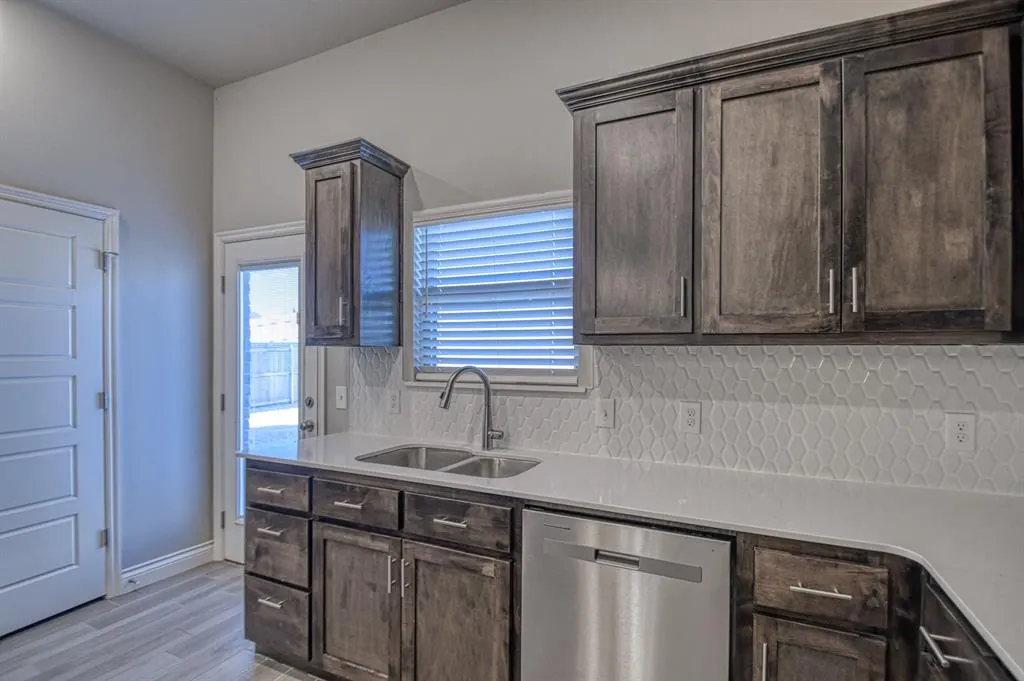 Photo 24 — 12817 NW 4th Street, Yukon, OK 73099