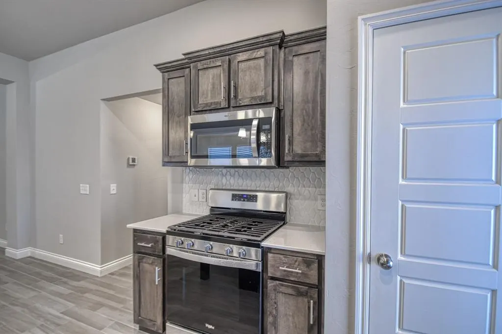 Photo 26 — 12817 NW 4th Street, Yukon, OK 73099