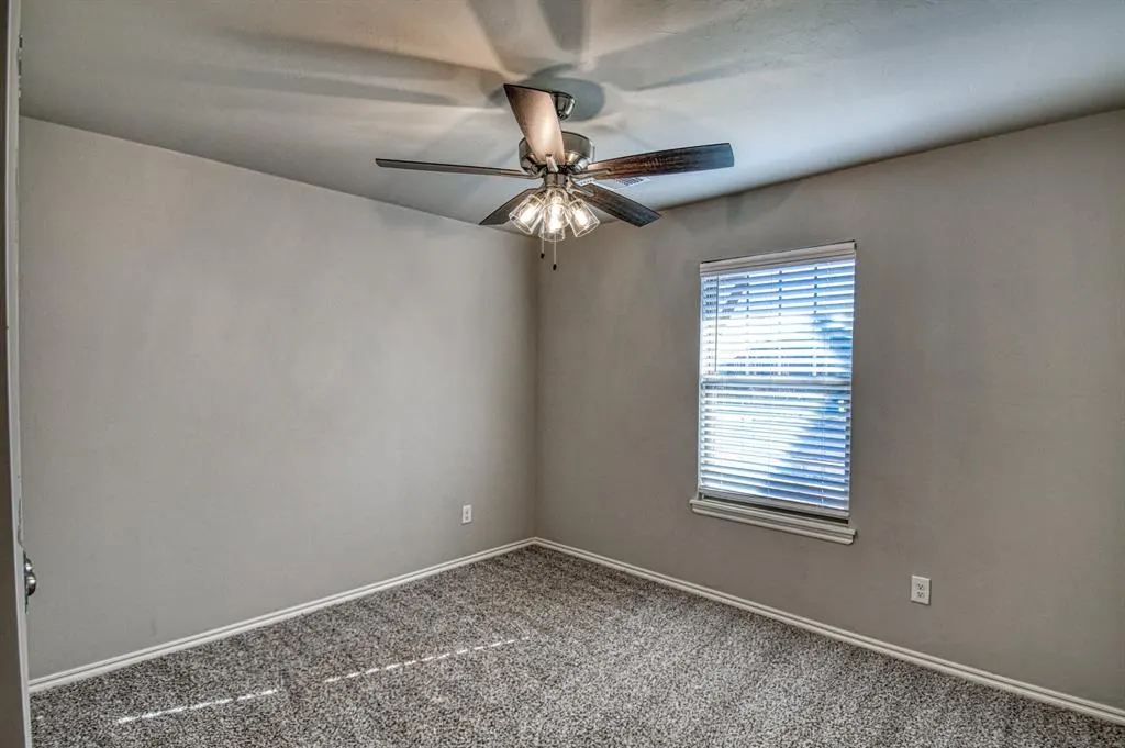 Photo 27 — 12817 NW 4th Street, Yukon, OK 73099