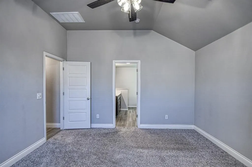 Photo 39 — 12817 NW 4th Street, Yukon, OK 73099