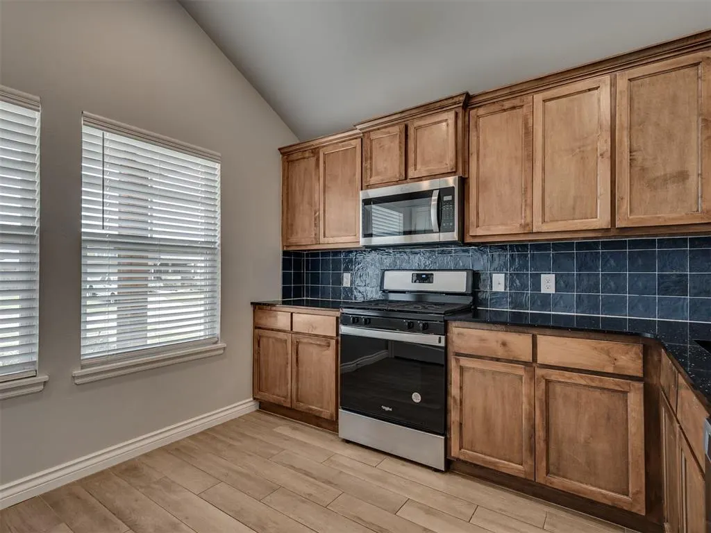 Photo 20 — 405 Vista Drive, Yukon, OK 73099
