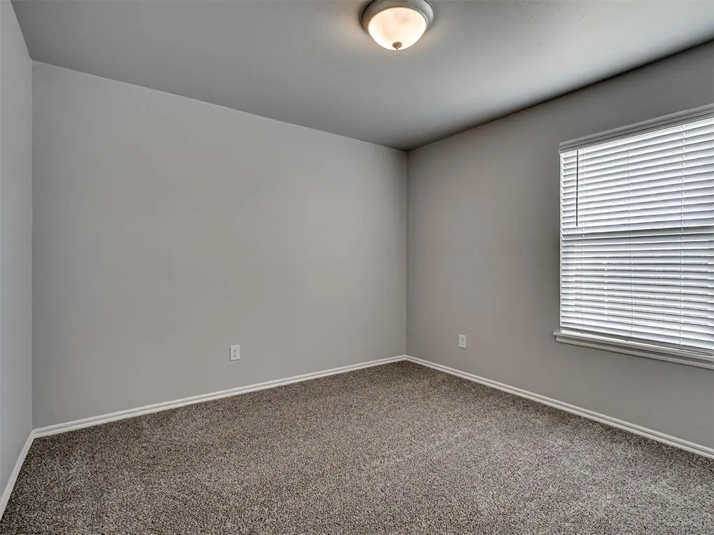 Photo 30 — 405 Vista Drive, Yukon, OK 73099