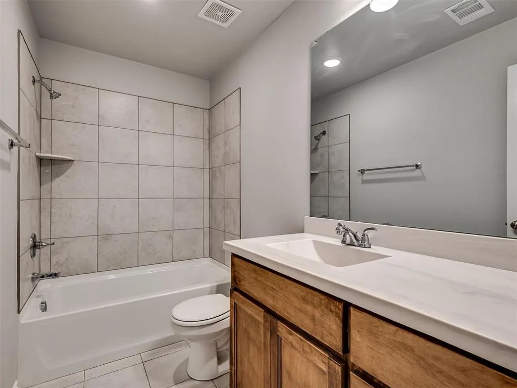 Photo 33 — 405 Vista Drive, Yukon, OK 73099