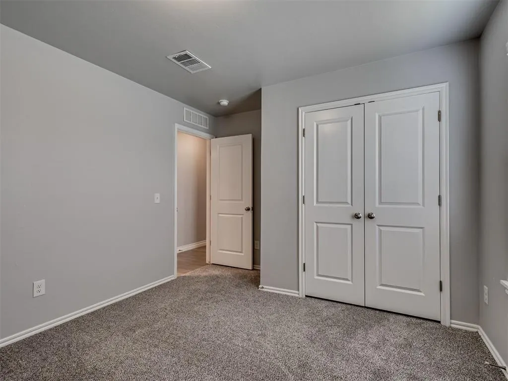 Photo 36 — 405 Vista Drive, Yukon, OK 73099
