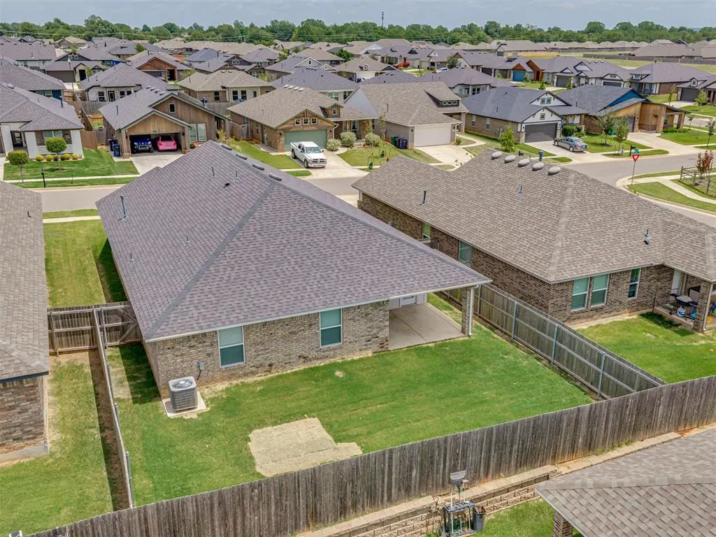 Photo 42 — 405 Vista Drive, Yukon, OK 73099