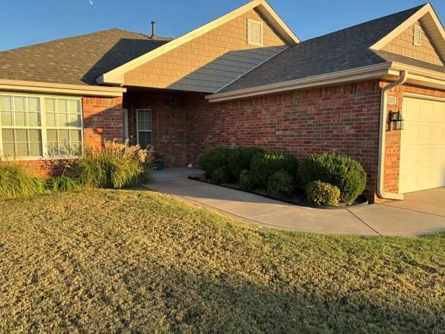 Photo 2 — 2307 Timbers Boulevard, Shawnee, OK 74804