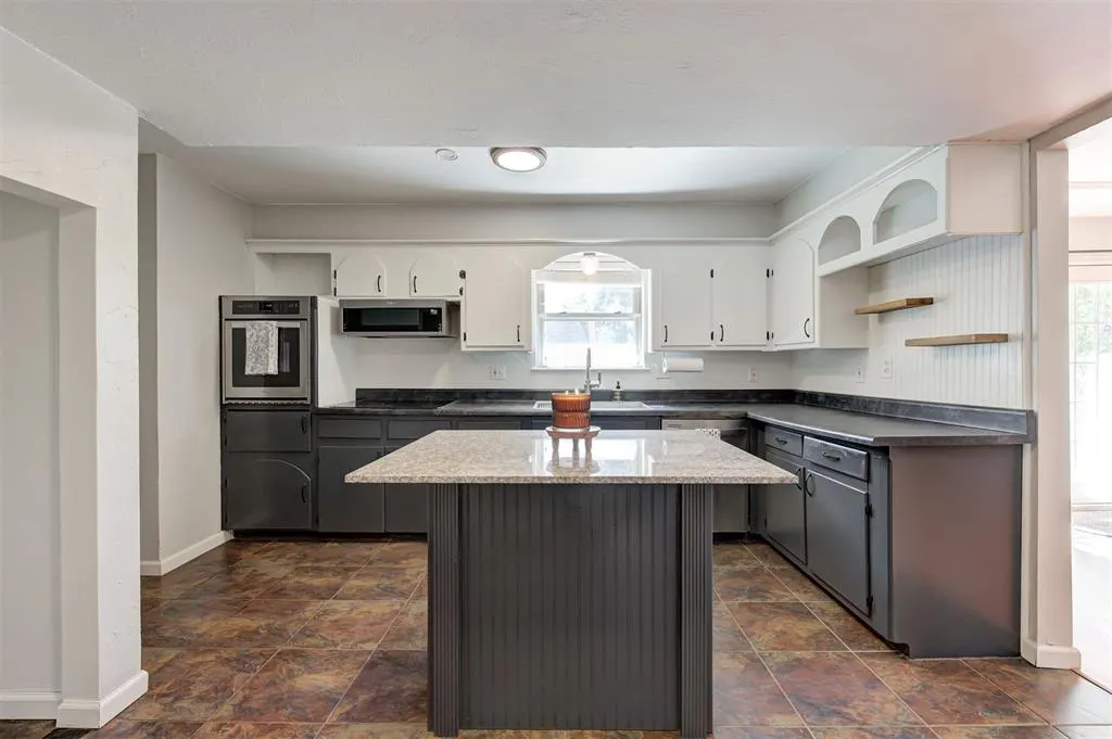 Photo 16 — 616 Redstone Avenue, Edmond, OK 73013