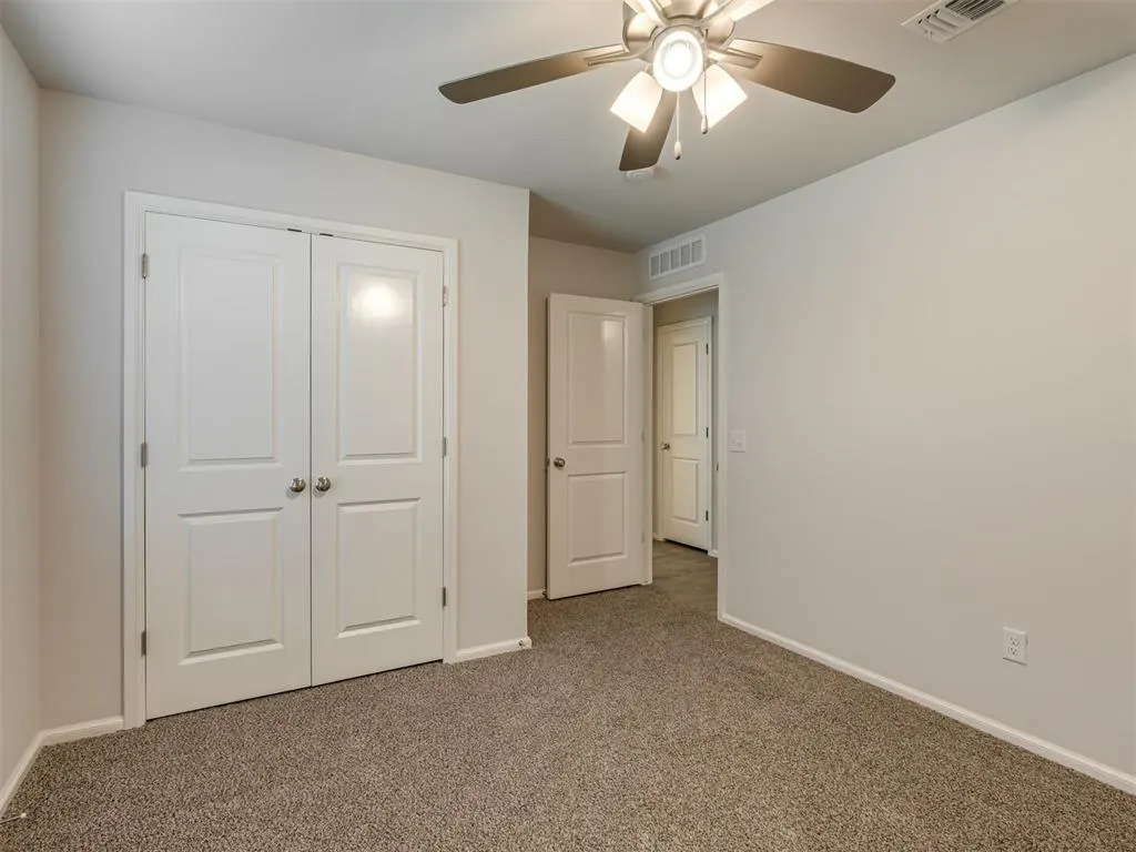 Photo 34 — 241 Vista Drive, Yukon, OK 73099
