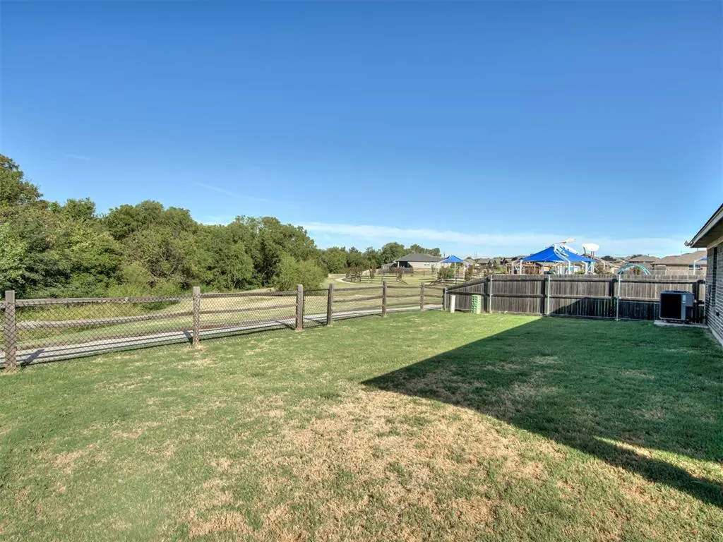 Photo 41 — 241 Vista Drive, Yukon, OK 73099