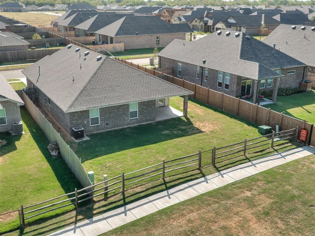 Photo 43 — 241 Vista Drive, Yukon, OK 73099