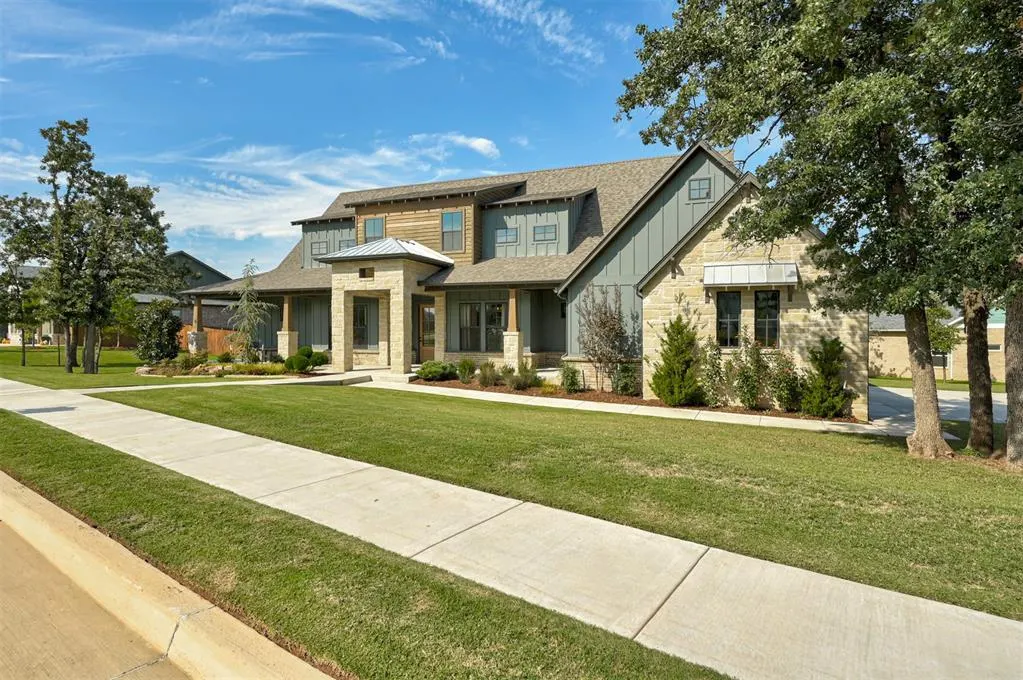 Photo 3 — 3801 Union Park Place, Edmond, OK 73034