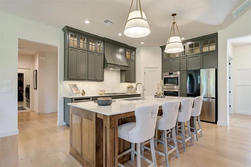 Photo 12 — 3801 Union Park Place, Edmond, OK 73034