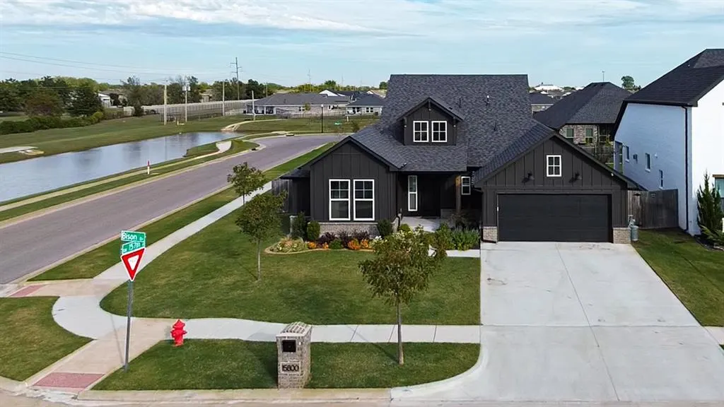 Front exterior — 15800 Bison Drive, Oklahoma City, OK 73170