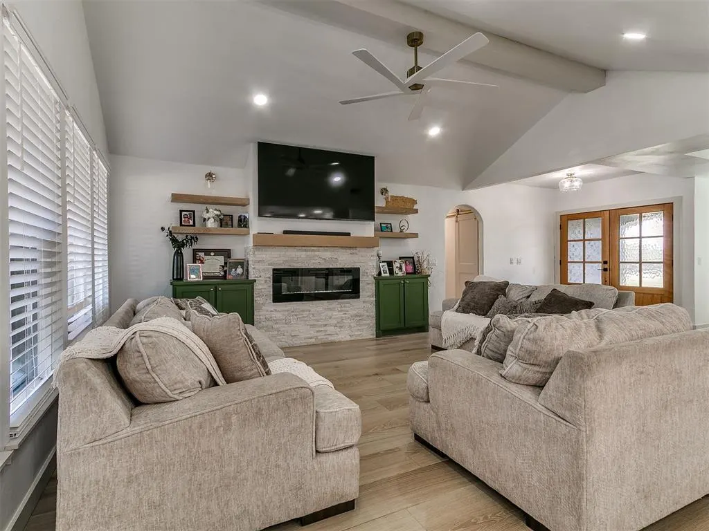 Photo 21 — 2407 County Road 1195, Tuttle, OK 73089