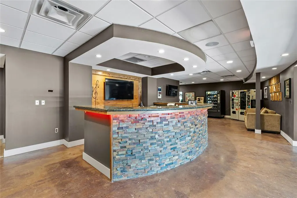 Photo 9 — 2908 Epperly Drive, Del City, OK 73115