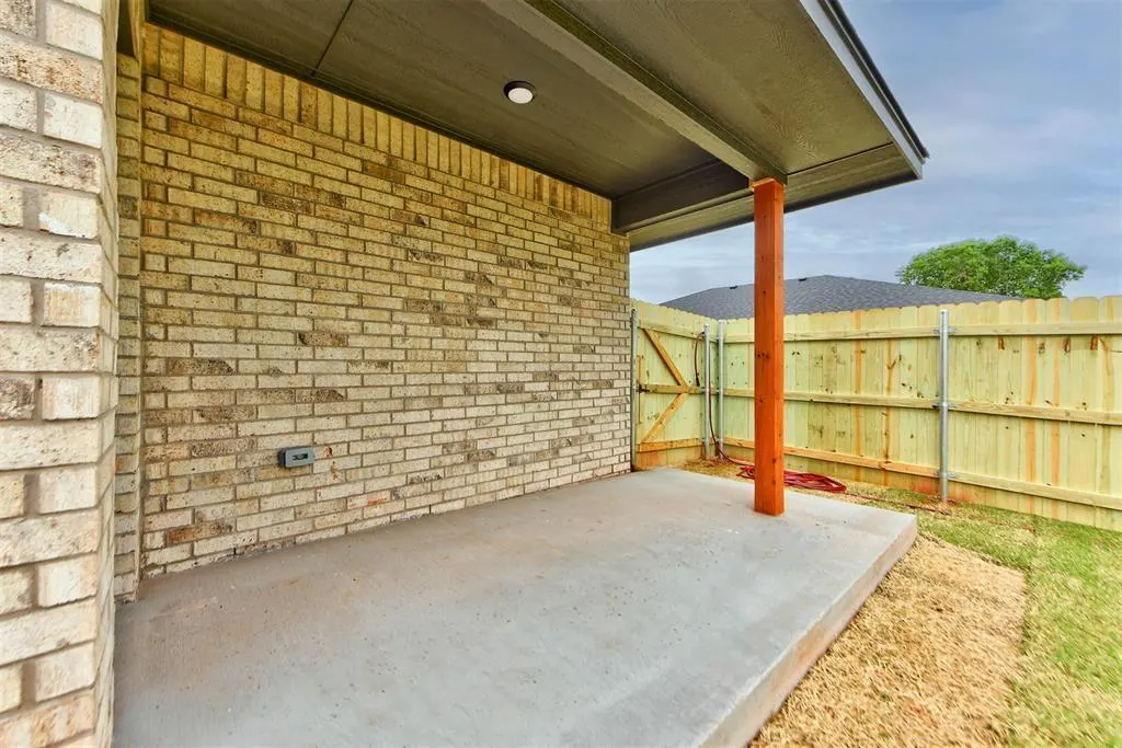 Photo 31 — 601 Ezra Way, Chickasha, OK 73018