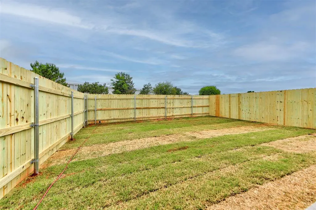 Photo 33 — 601 Ezra Way, Chickasha, OK 73018