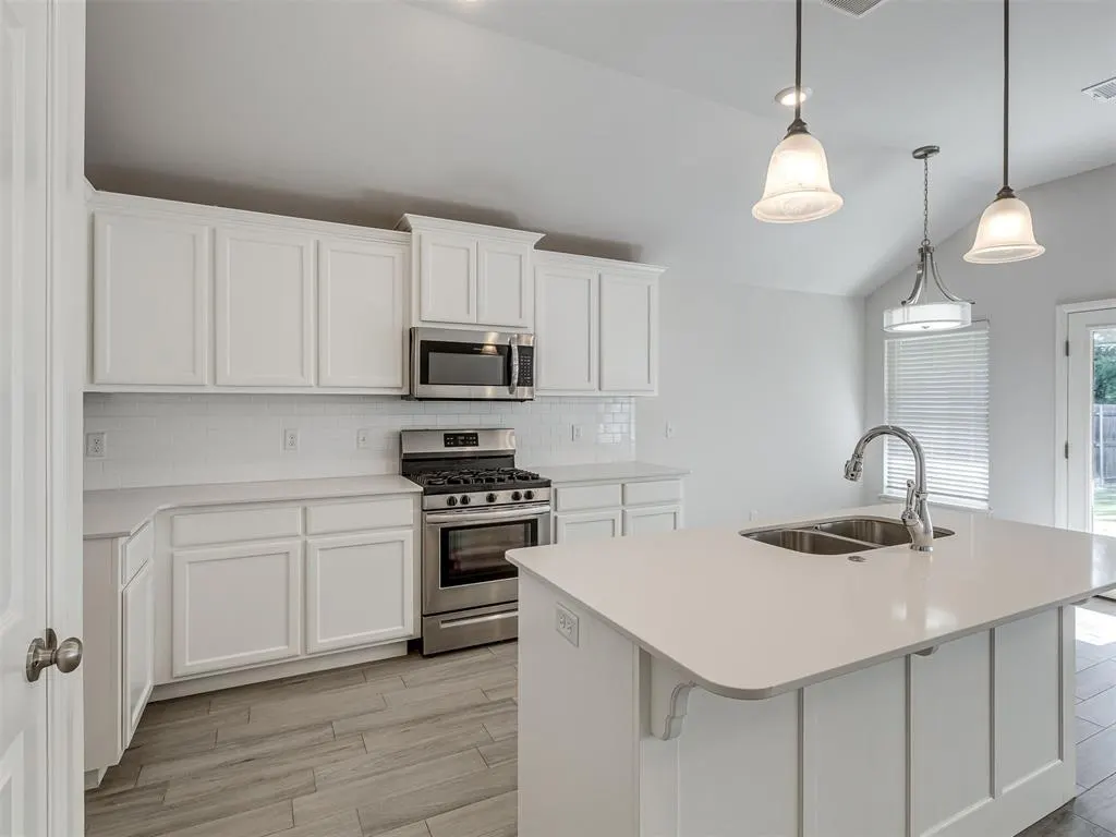 Photo 21 — 240 Evermore Lane, Yukon, OK 73099