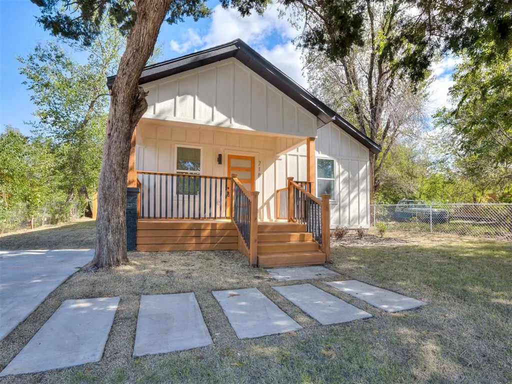 Photo 3 — 718 N Admire Avenue, El Reno, OK 73036