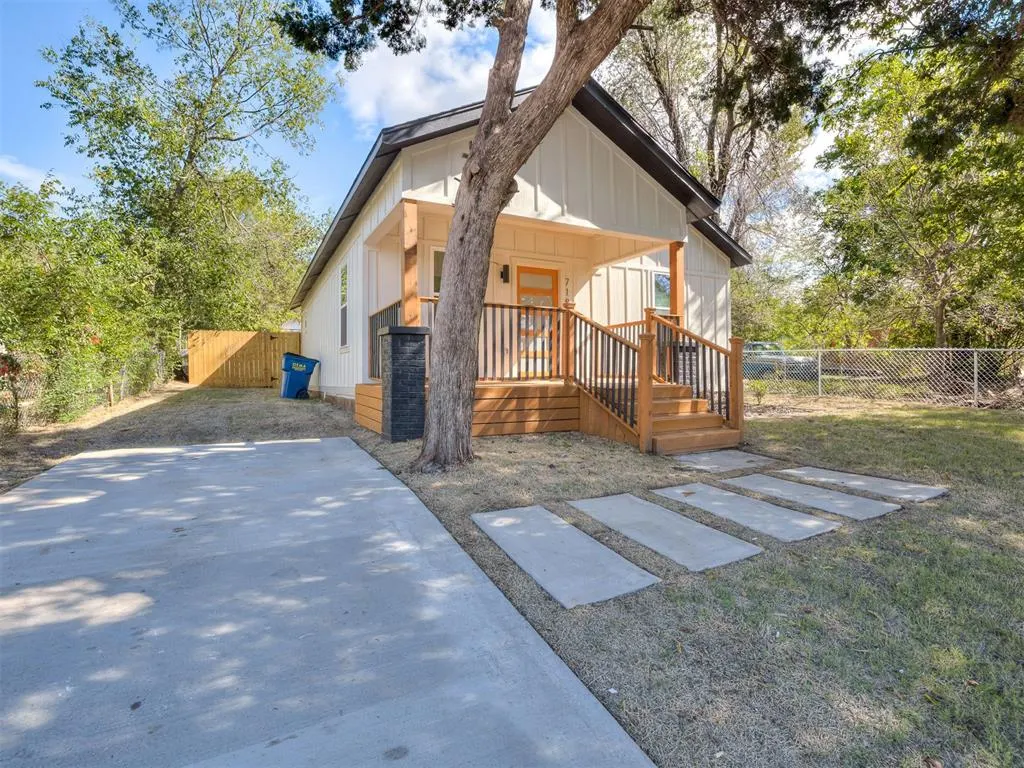 Photo 4 — 718 N Admire Avenue, El Reno, OK 73036