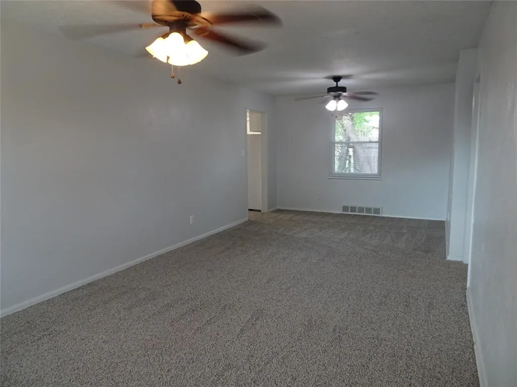 Photo 21 — 2305 Maple Drive, Midwest City, OK 73110