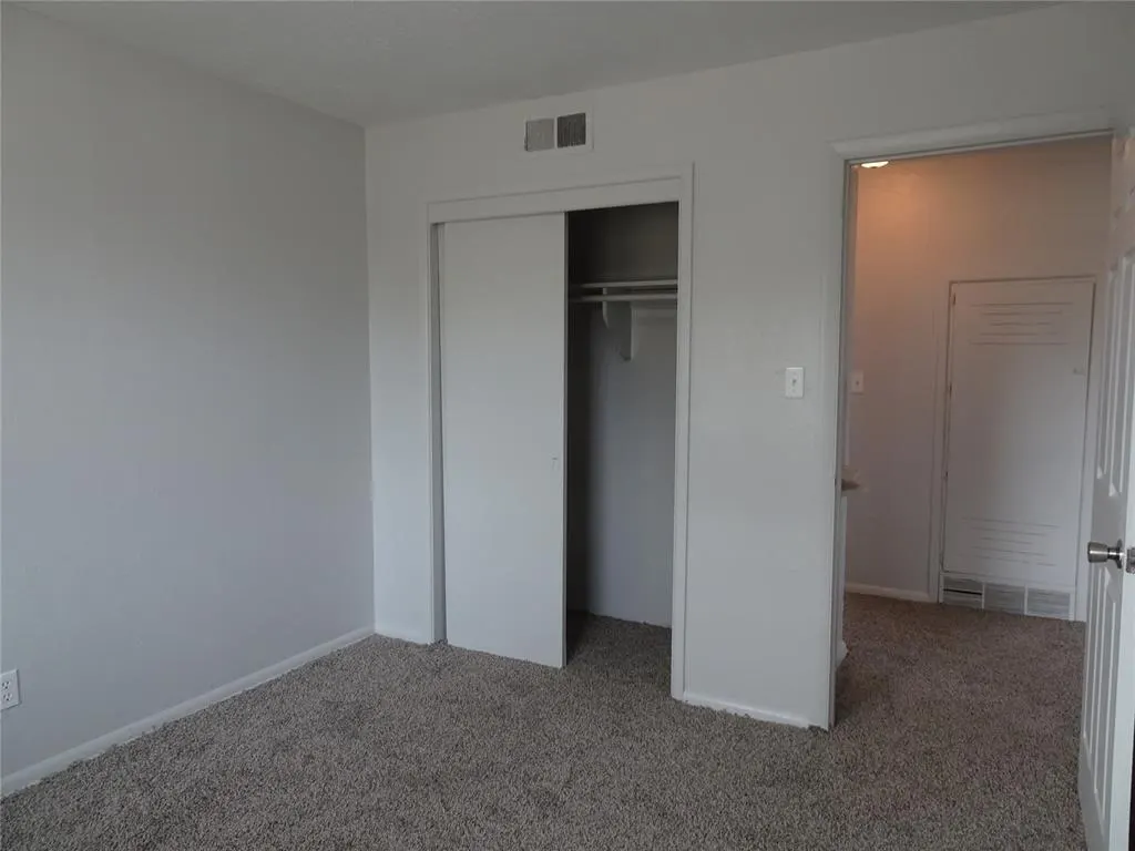 Photo 33 — 2305 Maple Drive, Midwest City, OK 73110